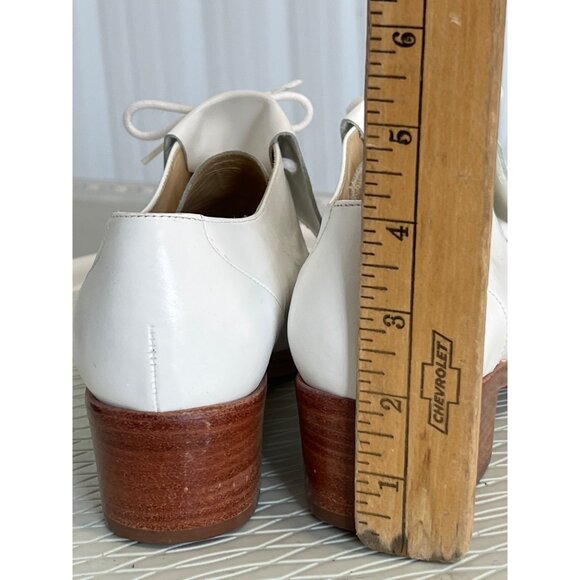 Kenneth Cole Kiltie Leather Oxford Dress Shoe Womens 7.5 White Leather Academia - Picture 5 of 7